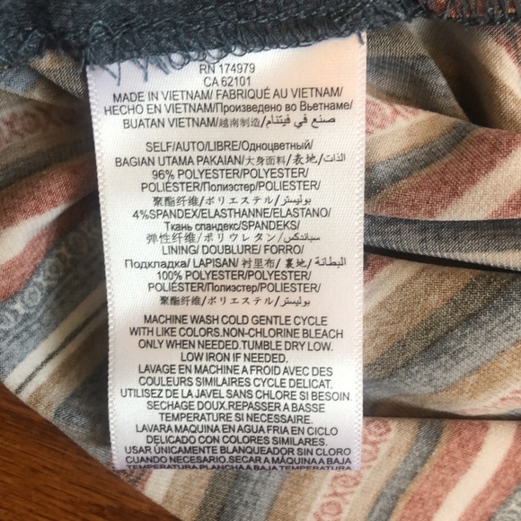 Vertical Aztec Stripe Dress with Pockets - Picture 6 of 13